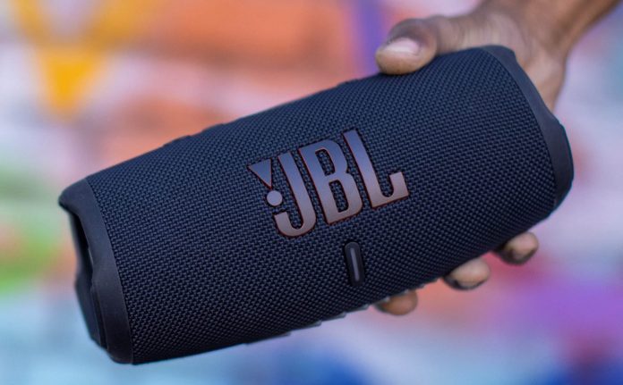 Caixa de som portátil JBL Charge 5