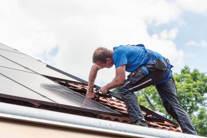 Sistemas fotovoltaicos devem atender às futuras necessidades do morador